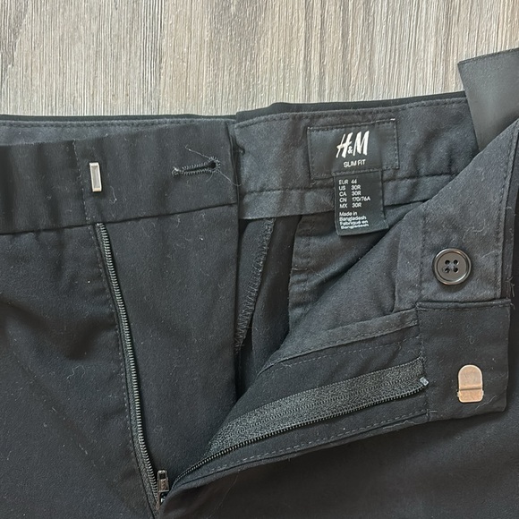 H&M pants - Picture 2 of 6